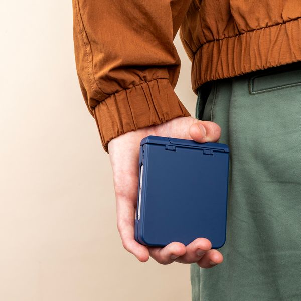imoshion Color Backcover con supporto Samsung Galaxy Z Flip 8 - Blu scuro