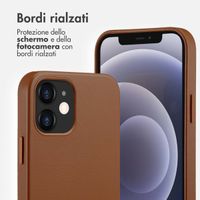 Accezz Cover in Pelle con MagSafe Apple iPhone 12 (Pro) - Sienna Brown