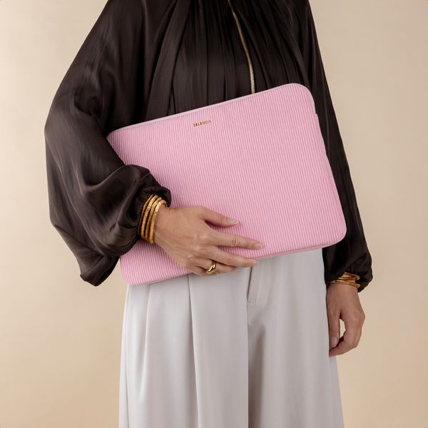 Selencia Cover per laptop in velluto a coste 15-16 pollici - Sleeve per laptop - Soft Blush