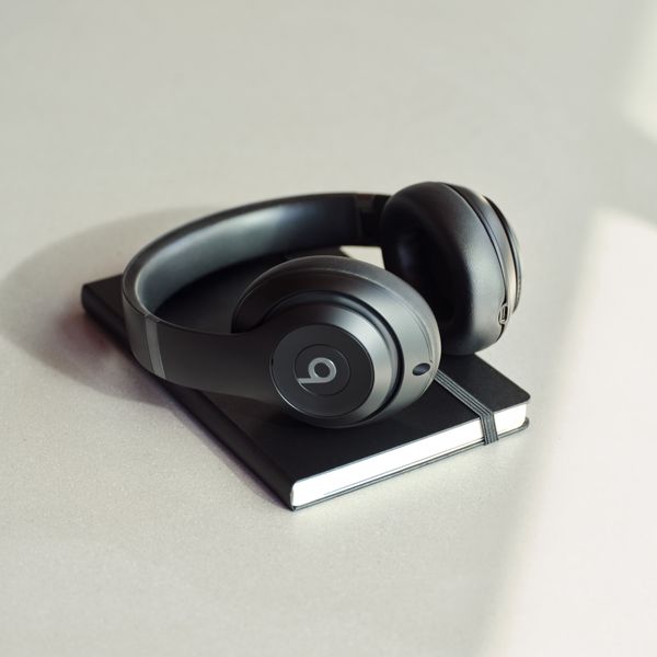 Beats Cuffie Studio Pro senza fili con cancellazione del rumore (ANC) - Black