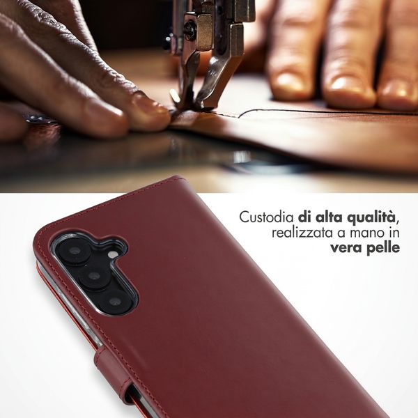 Selencia Cover a libro in vera pelle Samsung Galaxy S25 - Burgundy