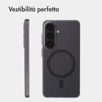 Accezz Cover Lite con MagSafe | Fluted | Samsung Galaxy S26 - Grigio