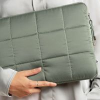 Selencia Cover Puffy per laptop 13-14 pollici - Laptopsleeve - Sage Green