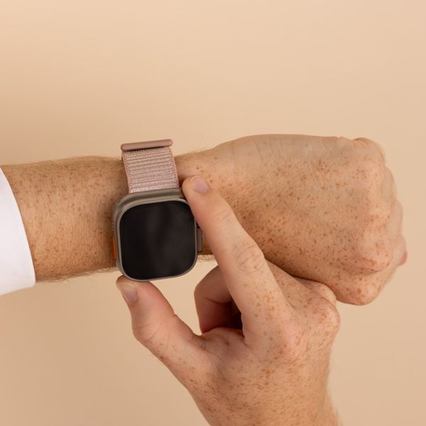 imoshion Cinturino in nylon Apple Watch | 44/45/46/49 mm - Light Pink