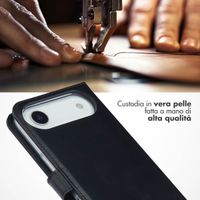 Selencia Cover a libro in vera pelle Apple iPhone Air - Nero