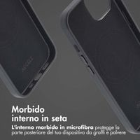 Accezz Cover in Pelle con MagSafe Apple iPhone 14 - Onyx Black