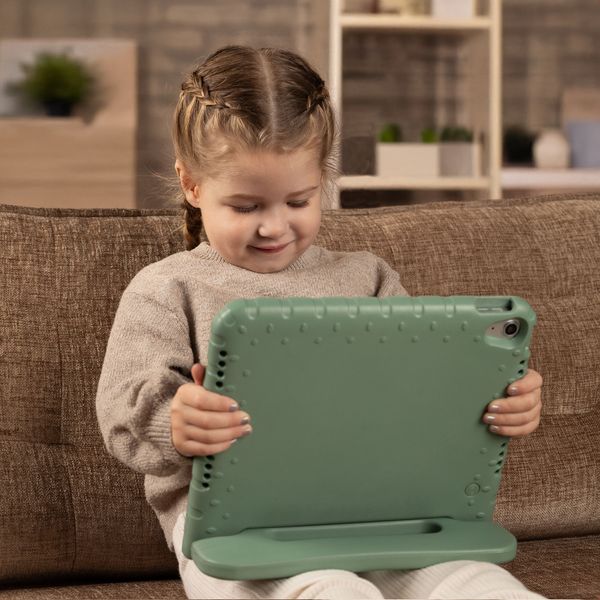 imoshion Cover Posteriore Kidsproof con Maniglia Samsung Galaxy Tab S11 / S9 11.0 pollici / S10 Lite / S10 FE / S9 FE 10.9 pollici - Olive Green