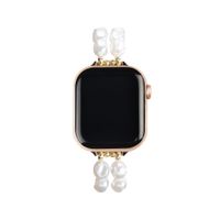iDeal of Sweden Beaded Watch Band Apple Watch | 38/40/41/42 mm - Classy White Pearl