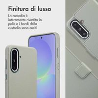 Accezz Cover in pelle 2 in 1 con MagSafe Samsung Galaxy A36 / A56 - Light Grey