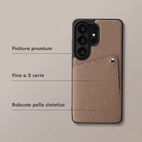 Selencia Cover posteriore Riva con portacarte Samsung Galaxy S26 Ultra - Mocha Brown