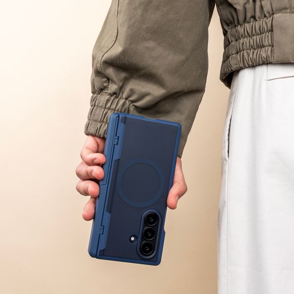 imoshion Color Guard con MagSafe e supporto Samsung Galaxy Z Fold 8 Ultra - Blu scuro