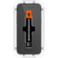 Spigen Vetro temperato GLAStR EZ Fit, confezione da 2 + Applicatore Apple iPhone 14 Pro