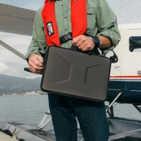 UAG Custodia per laptop Civilian Shock con Maniglia 14 pollici - Nero