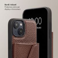 Selencia Cover per telefono Sera con cordino e portacarte a busta Apple iPhone 14 / 13 - Chocolate Brown