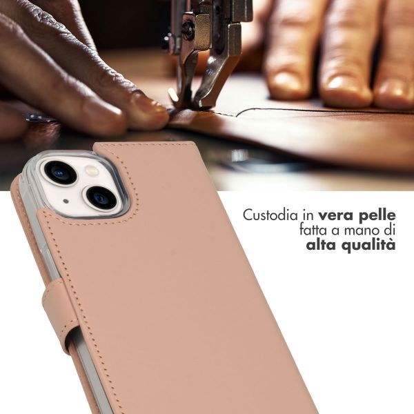 Selencia Cover a libro in vera pelle Apple iPhone 14 - Dusty Pink