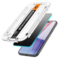 Spigen Vetro temperato privacy GLAStR EZ Fit + Applicatore - confezione da 2 Apple iPhone 16 / 15