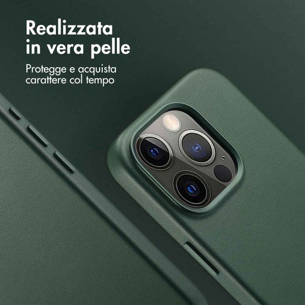 Accezz Cover in Pelle con MagSafe Apple iPhone 15 Pro - Cedar Green