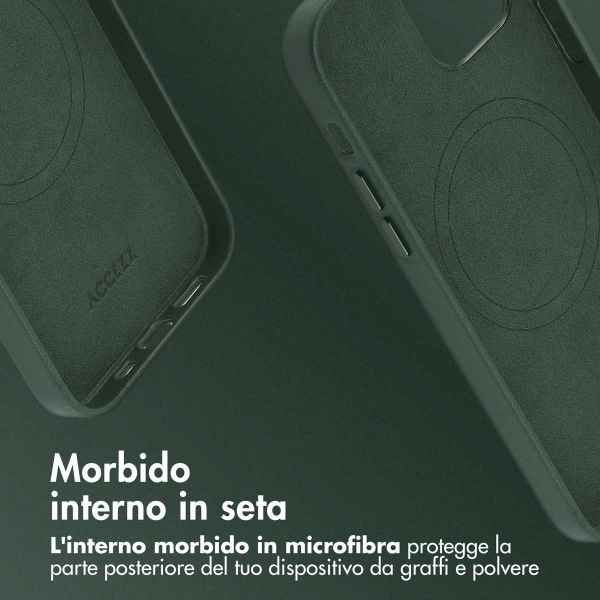 Accezz Cover in Pelle con MagSafe Apple iPhone 12 (Pro) - Cedar Green