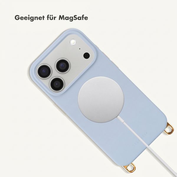 Selencia Rivièra MagSafe Backcover met afneembare haakjes Apple iPhone 17 Pro Max - Powder Blue