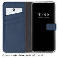 Selencia Cover a libro in vera pelle Apple iPhone 13 - Blu