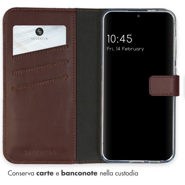 Selencia Cover a libro in vera pelle Samsung Galaxy S24 - Marrone scuro