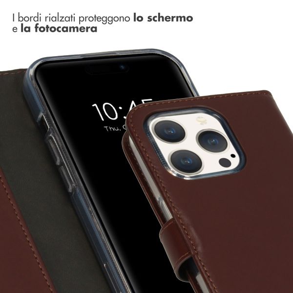 Selencia Cover a libro in vera pelle Apple iPhone 15 Pro - Marrone