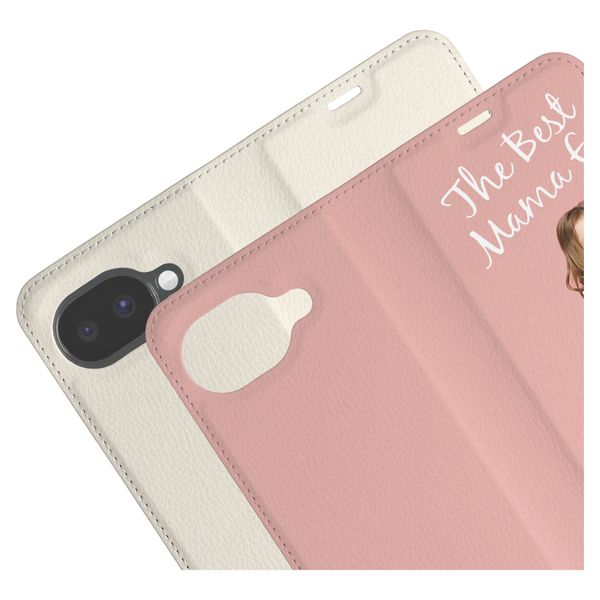 Progetta la tua cover a libro gel compatta Google Pixel 10a - Bianco