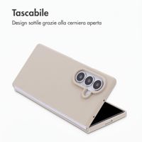 Accezz Cover in silicone liquido con MagSafe Samsung Galaxy Z Fold 8 Ultra - Stone