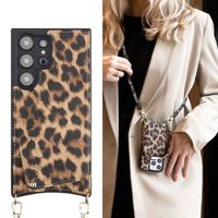 Selencia Cover per telefono Nova con cordino e portacarte Samsung Galaxy S24 Ultra - Leopard