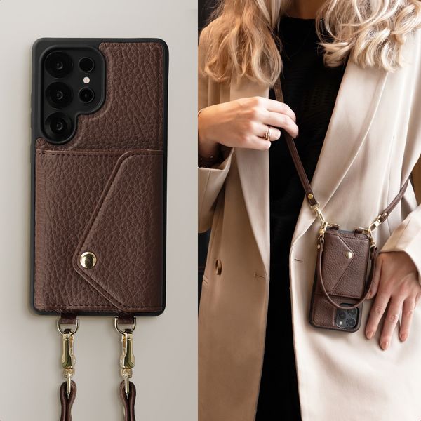Selencia Cover per telefono Sera con cordino e portacarte a busta Samsung Galaxy S25 Ultra - Chocolate Brown