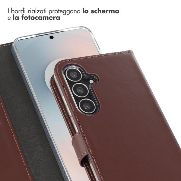 Selencia Cover a libro in vera pelle Samsung Galaxy S25 FE - Marrone scuro