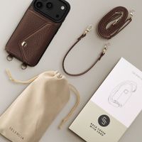 Selencia Cover per telefono Sera con cordino e portacarte a busta Apple iPhone 18 Pro / 17 Pro - Chocolate Brown