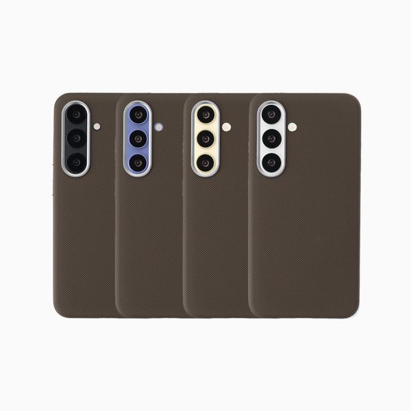 Accezz Cover Mesh con MagSafe Samsung Galaxy S25 / S24 - Marrone