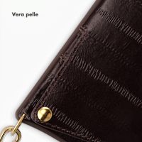 Selencia Nova cover posteriore in vera pelle con portacarte Apple iPhone 17 Pro - Dark Chocolate