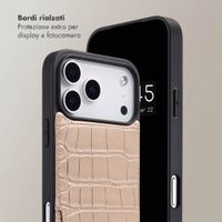 Selencia Cover per telefono Nova Croco con cordino e portacarte Apple iPhone 18 Pro / 17 Pro - Beige