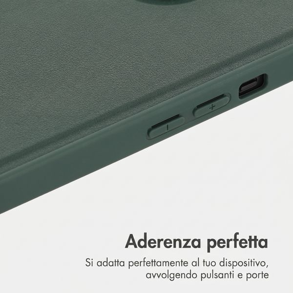 Accezz Backcover Edge con MagSafe Apple iPhone 15 - Verde