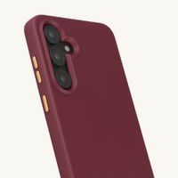 Selencia Cover posteriore Rivièra con MagSafe con ganci rimovibili Samsung Galaxy S24 FE - Bold Burgundy