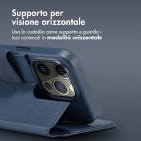Accezz Cover in pelle 2 in 1 con MagSafe Apple iPhone 14 Pro - Nightfall Blue
