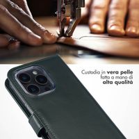 Selencia Cover a libro in vera pelle Apple iPhone 16 Pro - Verde