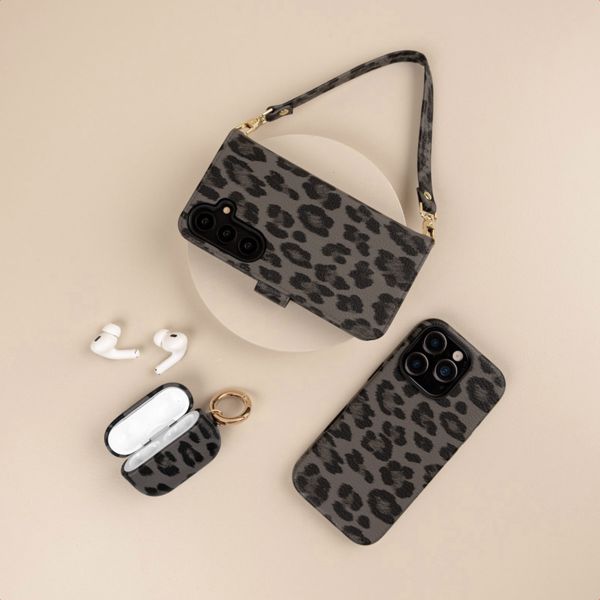 Selencia Cover Sabi Stampa pantera con MagSafe Apple iPhone 15 Pro Max - Midnight Black