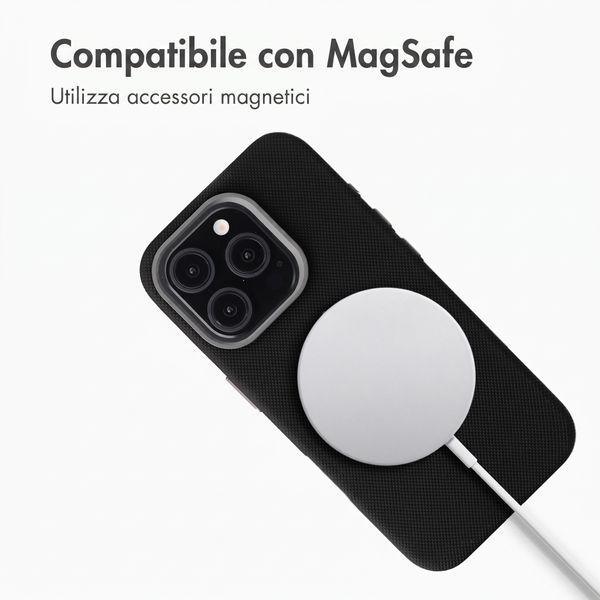 Accezz Cover Mesh con MagSafe Apple iPhone 15 Pro - Nero