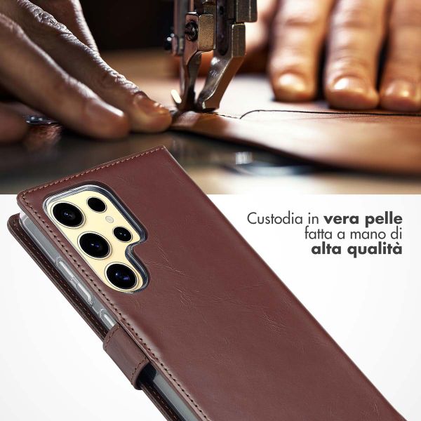 Selencia Cover a libro in vera pelle Samsung Galaxy S25 Ultra - Marrone scuro