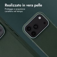 Accezz Cover in Pelle con MagSafe Apple iPhone 18 Pro / 17 Pro - Cedar Green