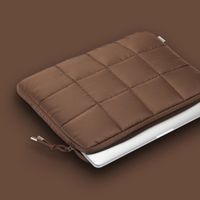 Selencia Cover Puffy per laptop 13-14 pollici - Laptopsleeve - Mocha Brown