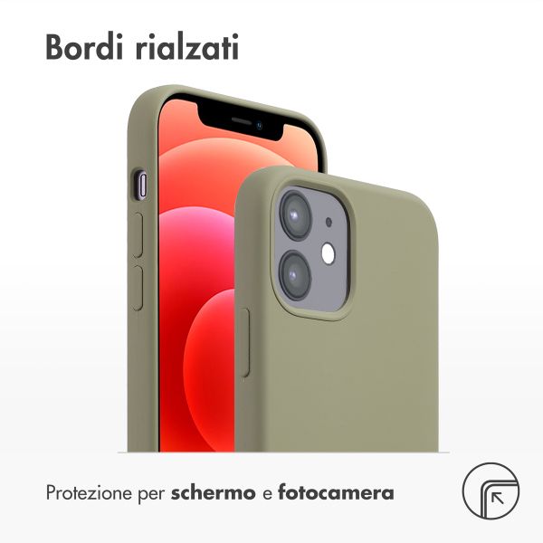 Accezz Cover in silicone liquido con MagSafe Apple iPhone 12 (Pro) - Cooper Green