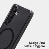 Accezz Cover Lite con MagSafe | Fluted | Samsung Galaxy S25 - Nero