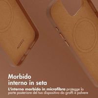 Accezz Cover in Pelle con MagSafe Apple iPhone 15 Pro Max - Sienna Brown