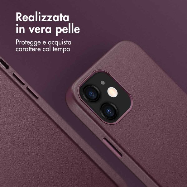 Accezz Cover in Pelle con MagSafe Apple iPhone 12 (Pro) - Heath Purple