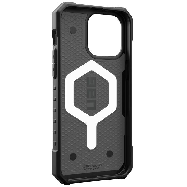 UAG Cover Posteriore Pathfinder con MagSafe Apple iPhone 15 Pro Max - Argento