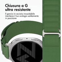 Accezz Cinturino in nylon Alpine Samsung Galaxy Watch 9 (40/44mm) / Watch 8 (40/44mm) / Classic (46mm) - Olive Green